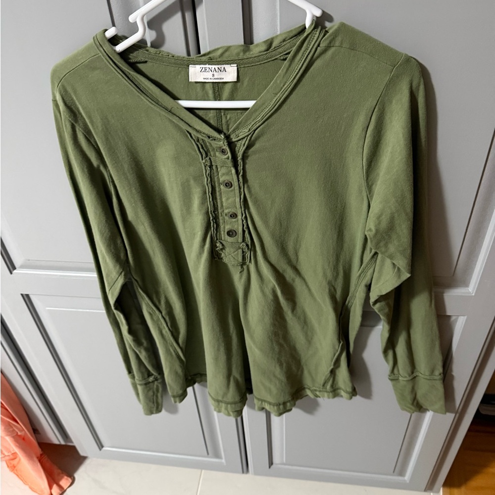 Zenana Outfitters Olive Long Sleeve Tee